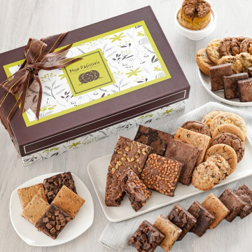 https://www.broadwaybasketeers.com/images/product/thumb/thumb-360/grand-gourmet-bakery-box.jpg