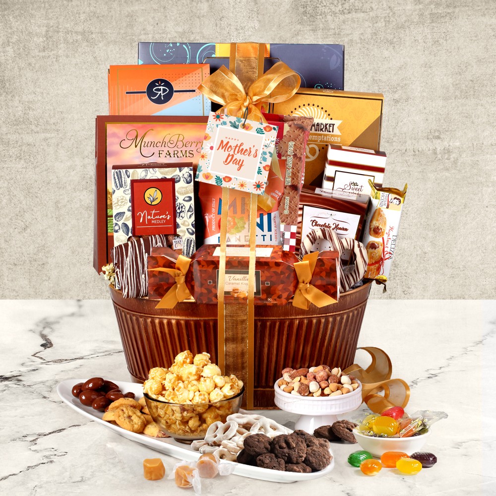 >Grand Gourmet Mother's Day Gift Basket