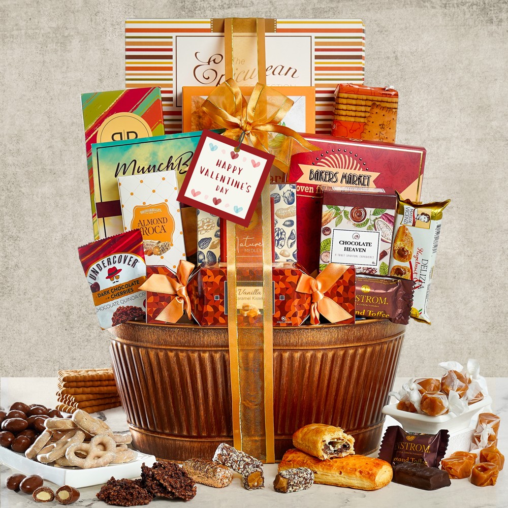 >Grand Gourmet Valentines Day Gift Basket