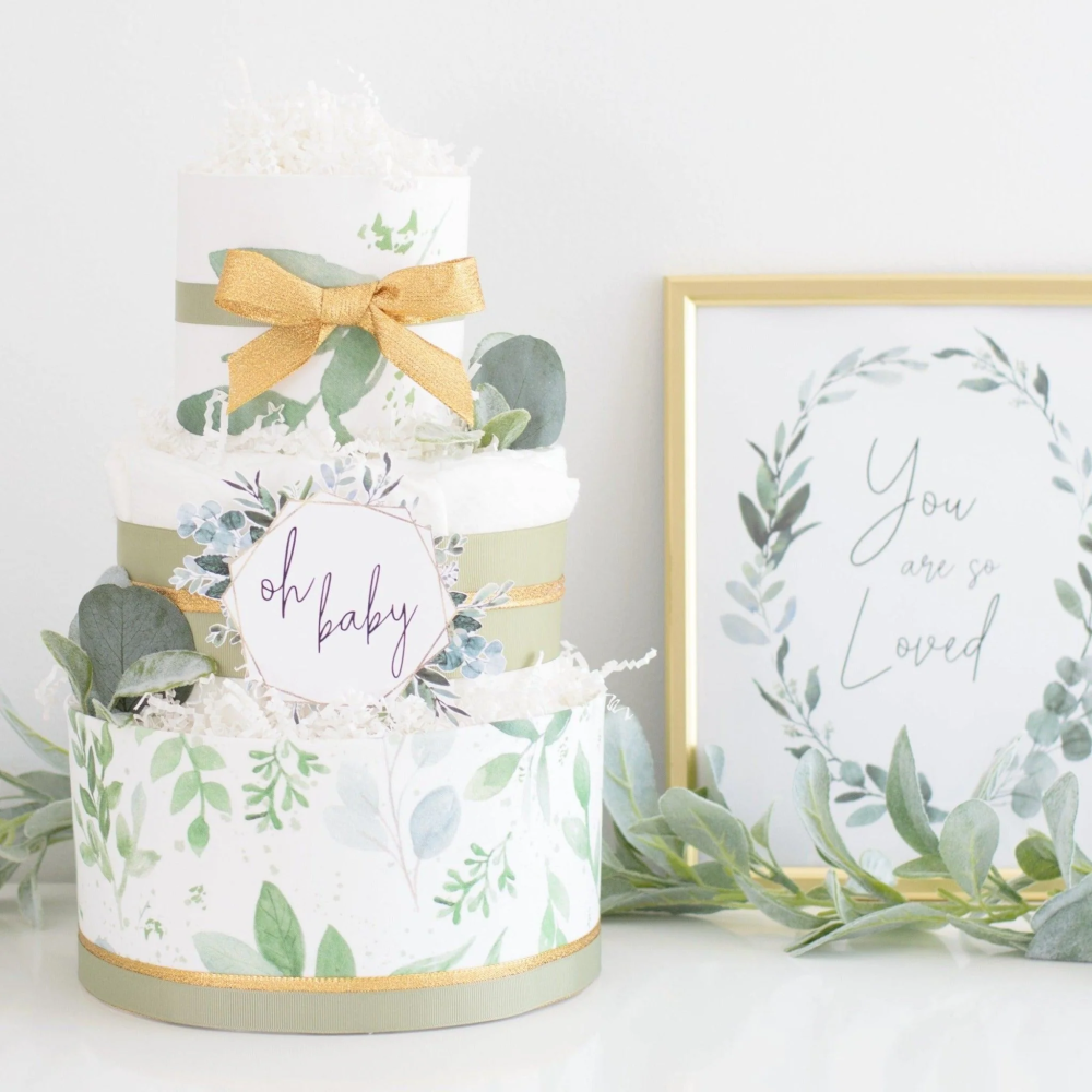 >Greenery Baby Diaper Cake