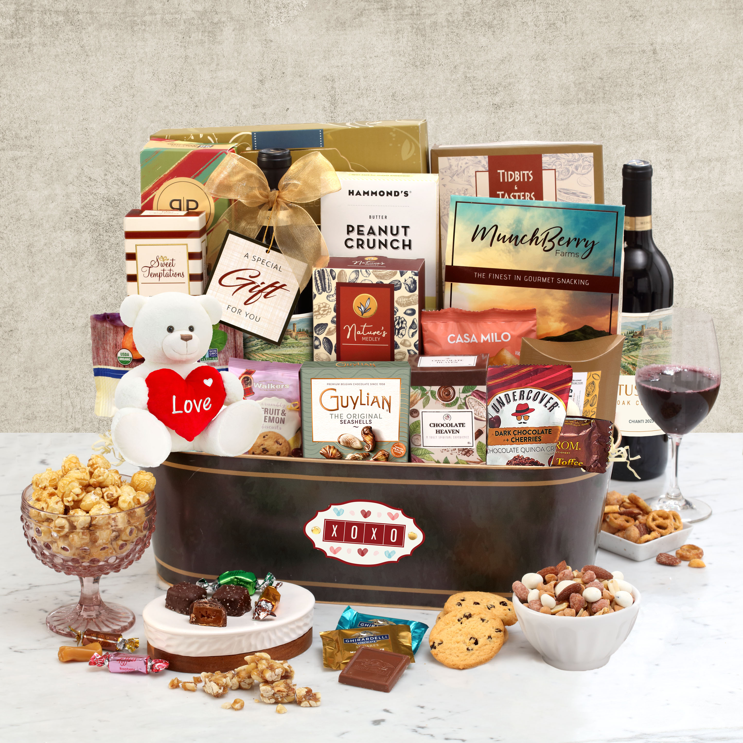 >I Love You Signature Wine Gift Basket