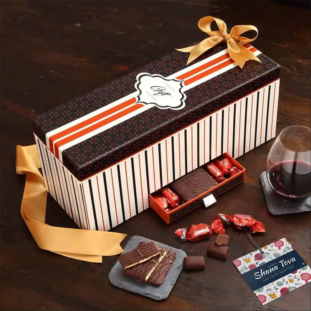 Buy our rosh hashanah wine & chocolate gift box at broadwaybasketeers.com