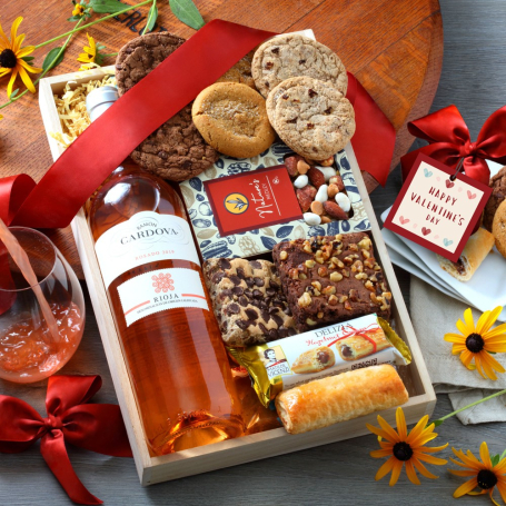 Valentines Day Wine & Snacks Gift Tray | Gourmet Gift Baskets from Broadway Basketeers