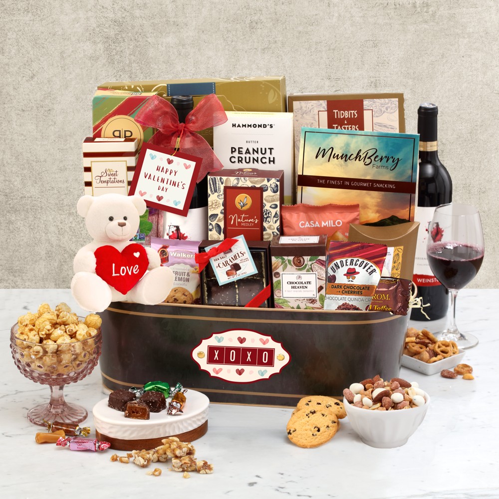 >Valentines Day Signature Wine Gift Basket